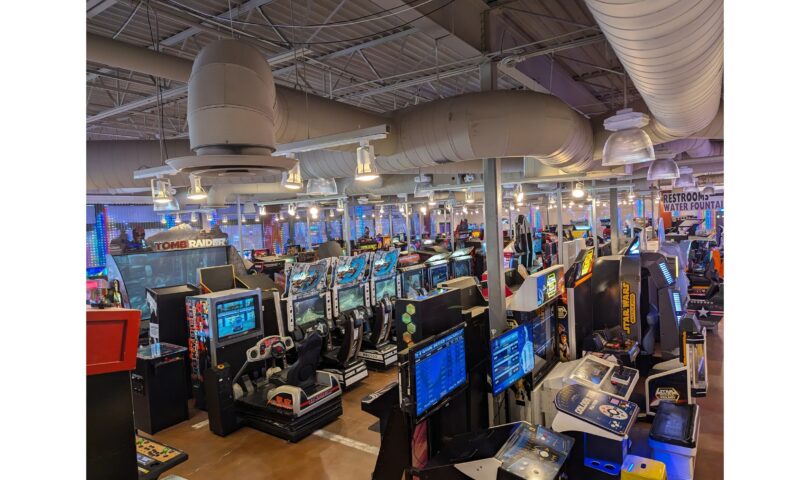 DFW’s First Combination Claw and Flat Play Arcade Opens at Firewheel Town Center