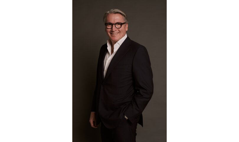 VICTOR CLAVELL APPOINTED CHIEF EXECUTIVE OFFICER OF URBAN RESORT CONCEPTS
