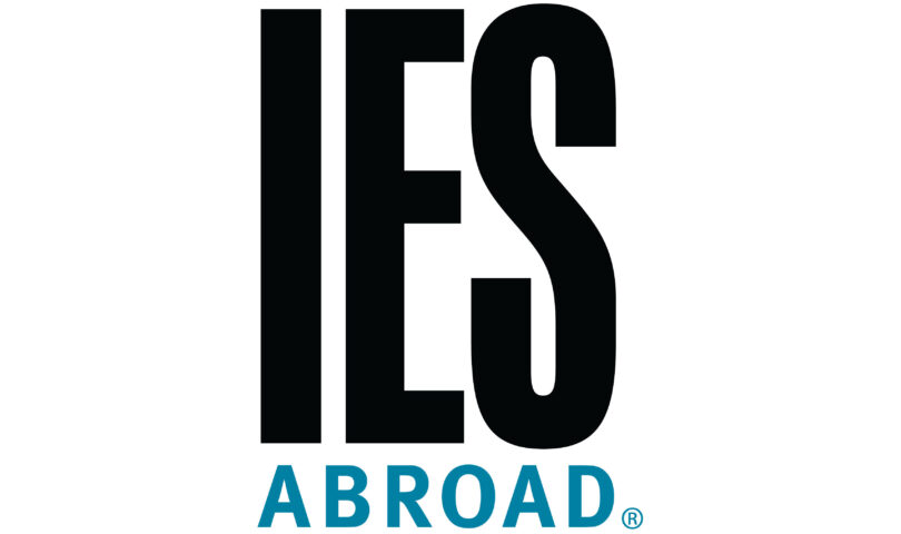 IES Abroad Bids Farewell to Marketing & Institutional Relations Legend, Promotes Tenured Innovator in Leadership Transition
