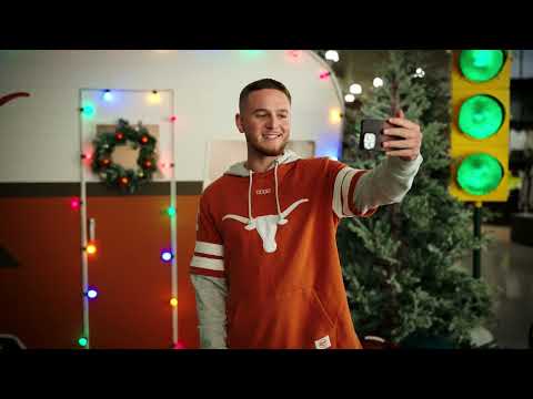 DICK’S Sporting Goods Spreads Holiday Cheer Across Texas with Simone Biles, Dak Prescott, Chris Paul and Quinn Ewers