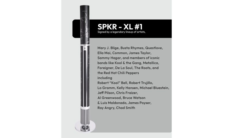 ROCKING THROUGH THE HALLS WITH A SPECIAL EDITION AROMA360 SPKR