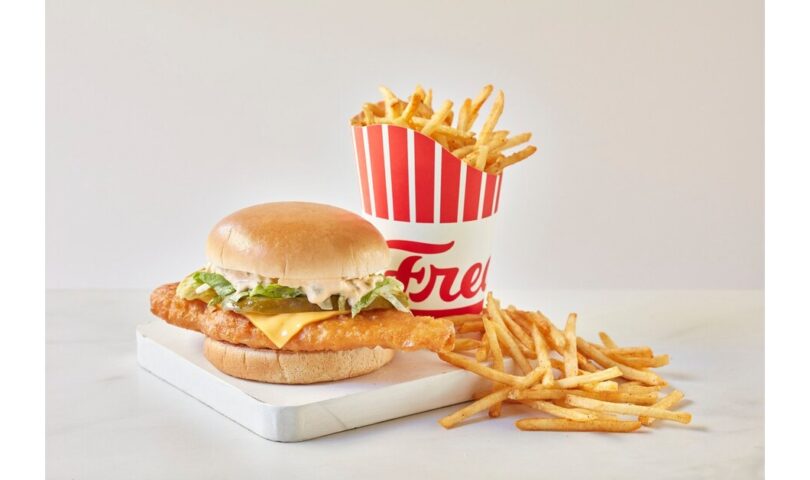 Freddy’s Deluxe Crispy Fish Sandwich now available for a limited time