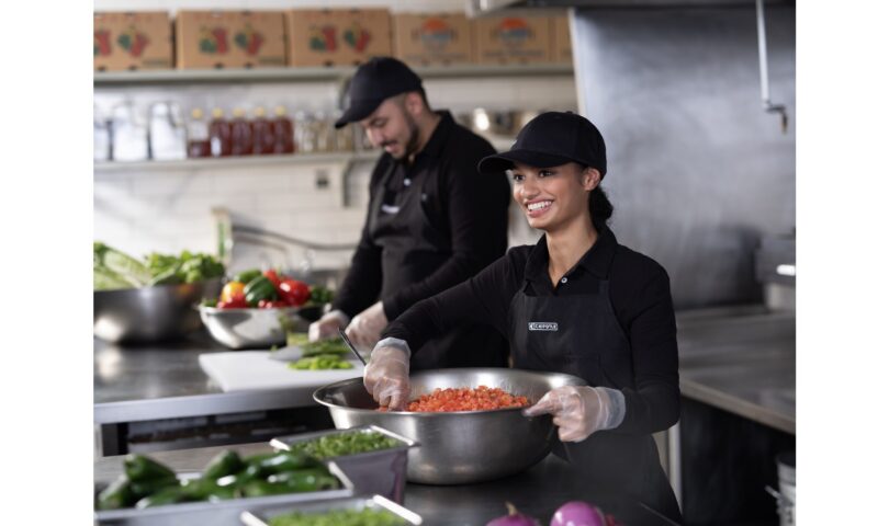 CHIPOTLE AIMS TO HIRE FUTURE BILLION DOLLAR BUSINESS LEADERS IN NEW “BURRITO SEASON” HIRING PUSH