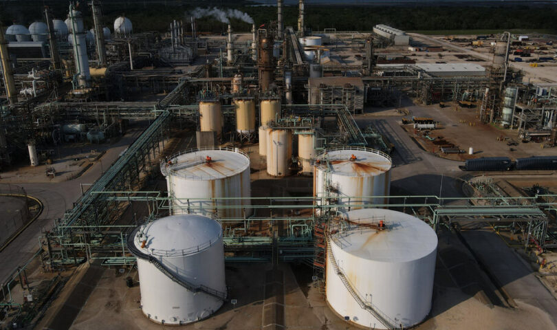 Chemical Industry Asks Trump for Exemption From Pollution Limits