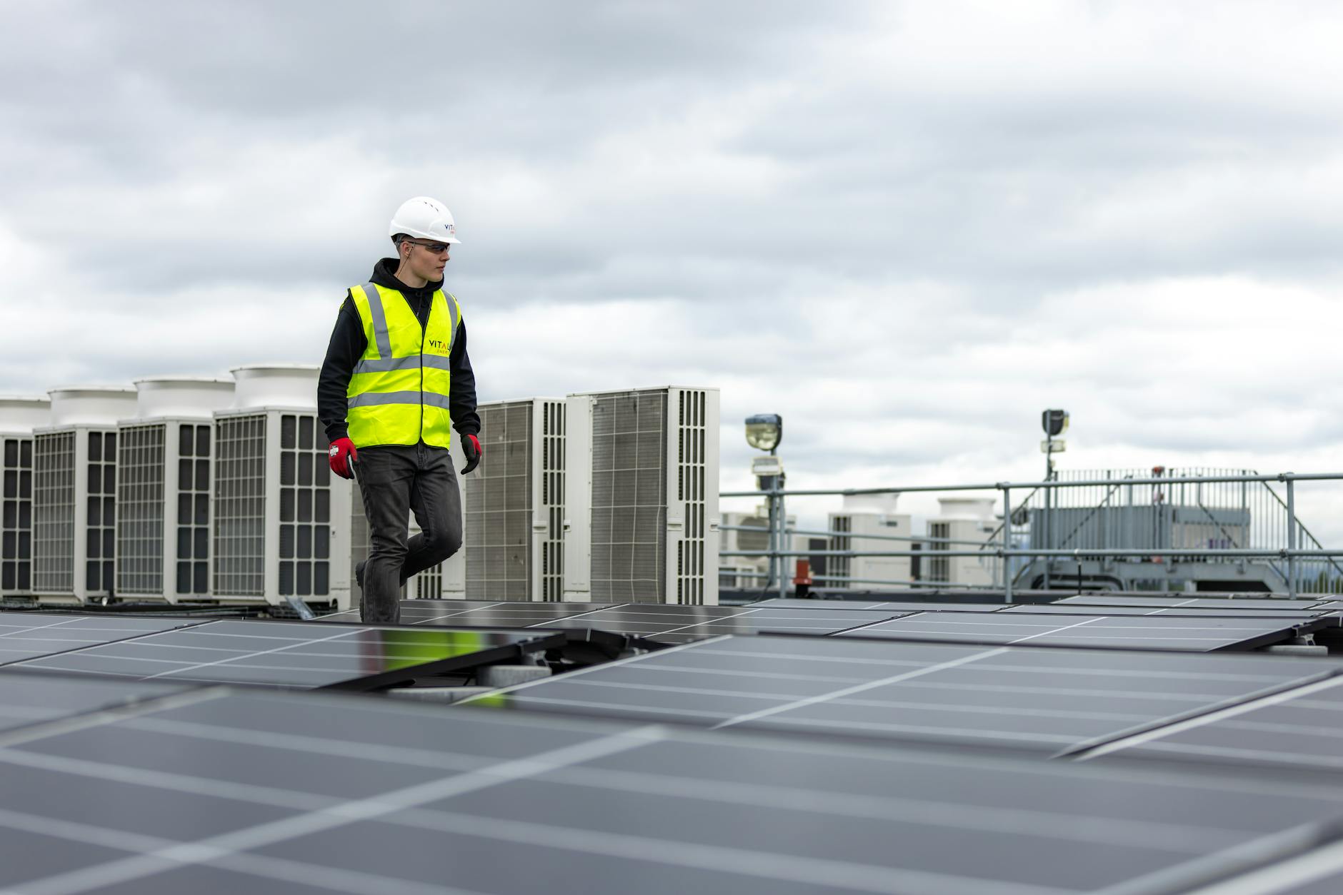 When Targets Become Law: What Local Legislatures, Congress, and Cities Are Actually Doing About Net Zero When Targets Become Law: What Local Legislatures, Congress, and Cities Are Actually Doing About Net Zero